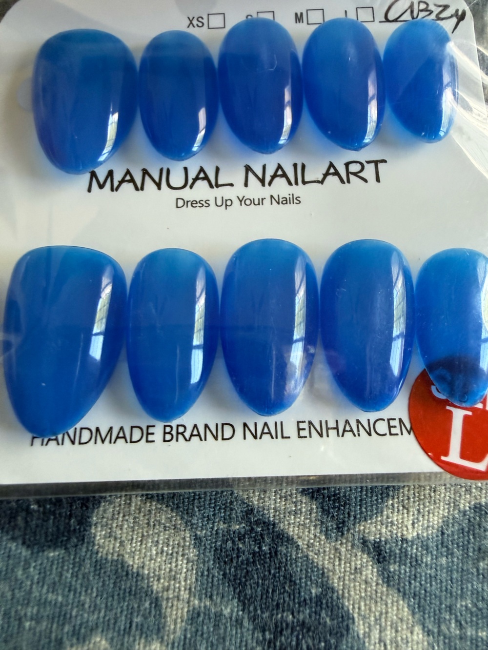 Manual Nailart Blue Press-On Nails